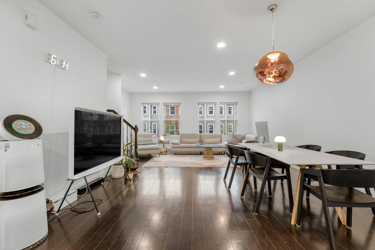 70 Wesmont Dr