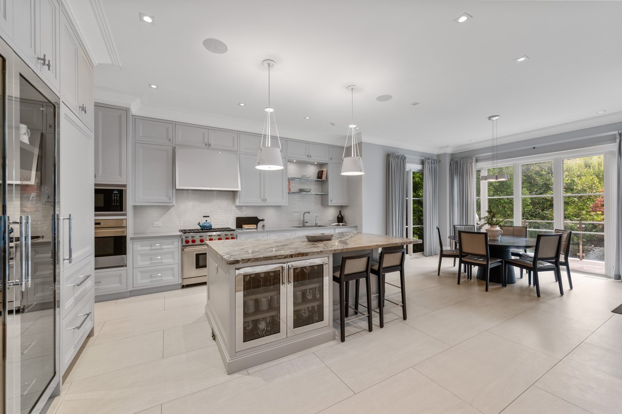 221 Dunvegan Road