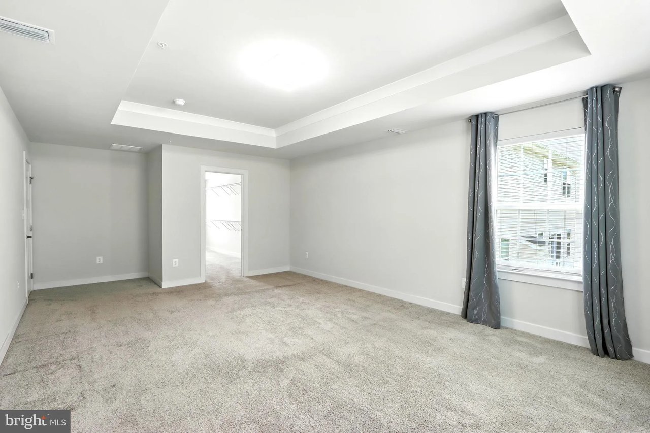 6015 Charles Henry Pl