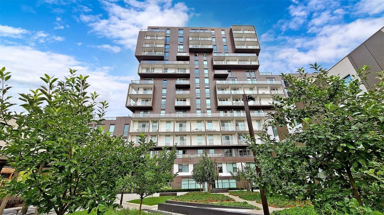 #307-80 Vanauley Street