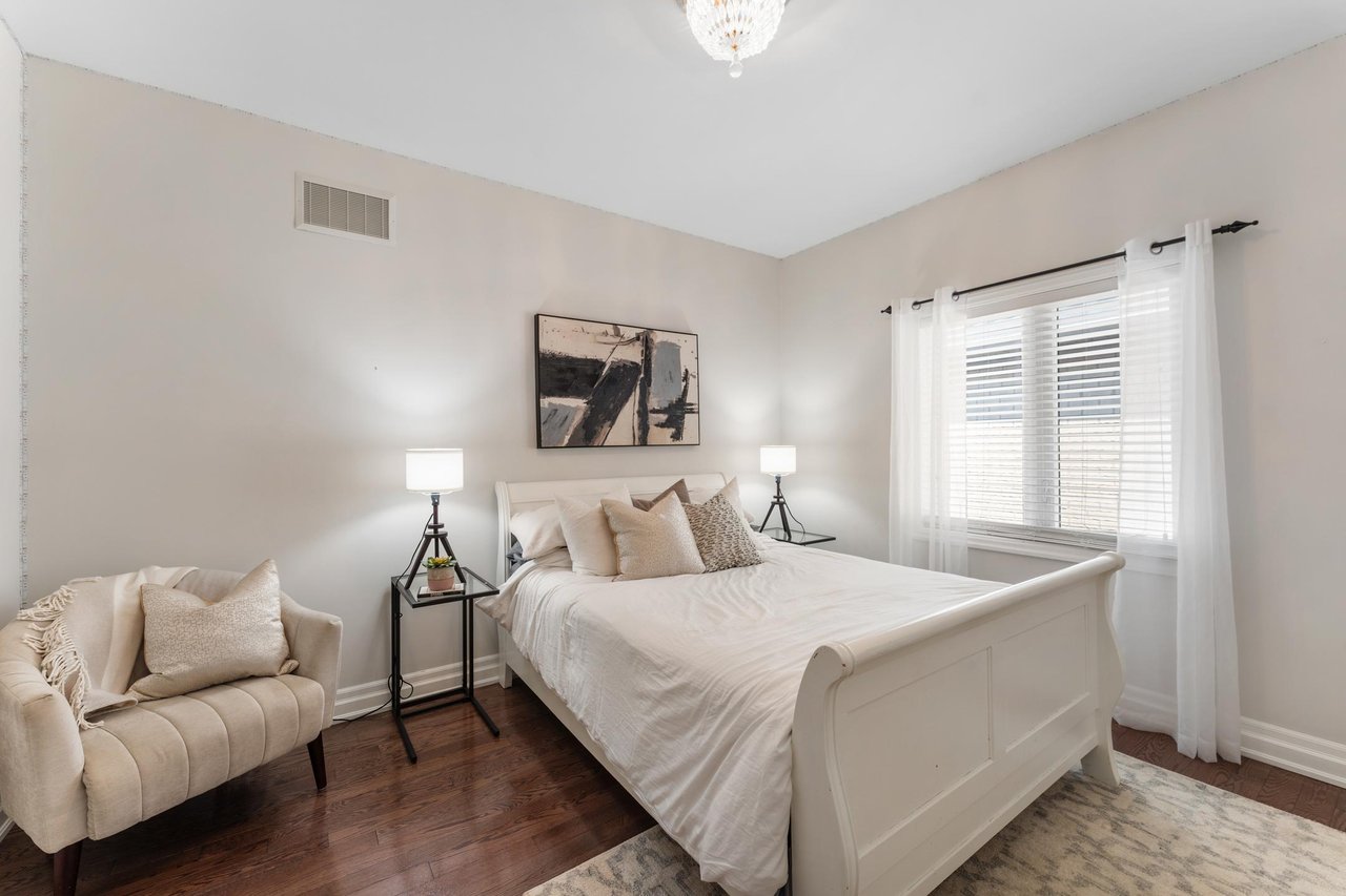 115 Robert Berry Crescent