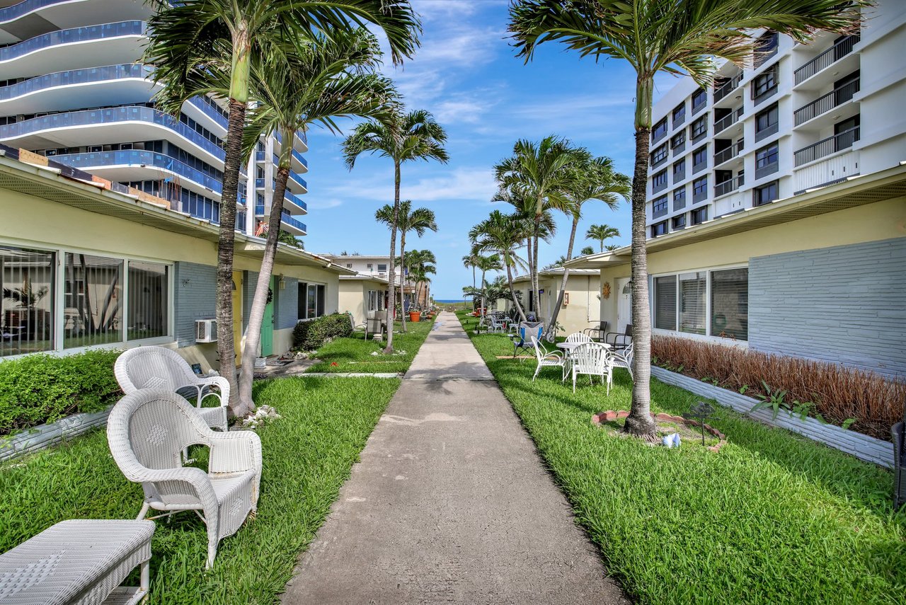 820 N Ocean Blvd # 10