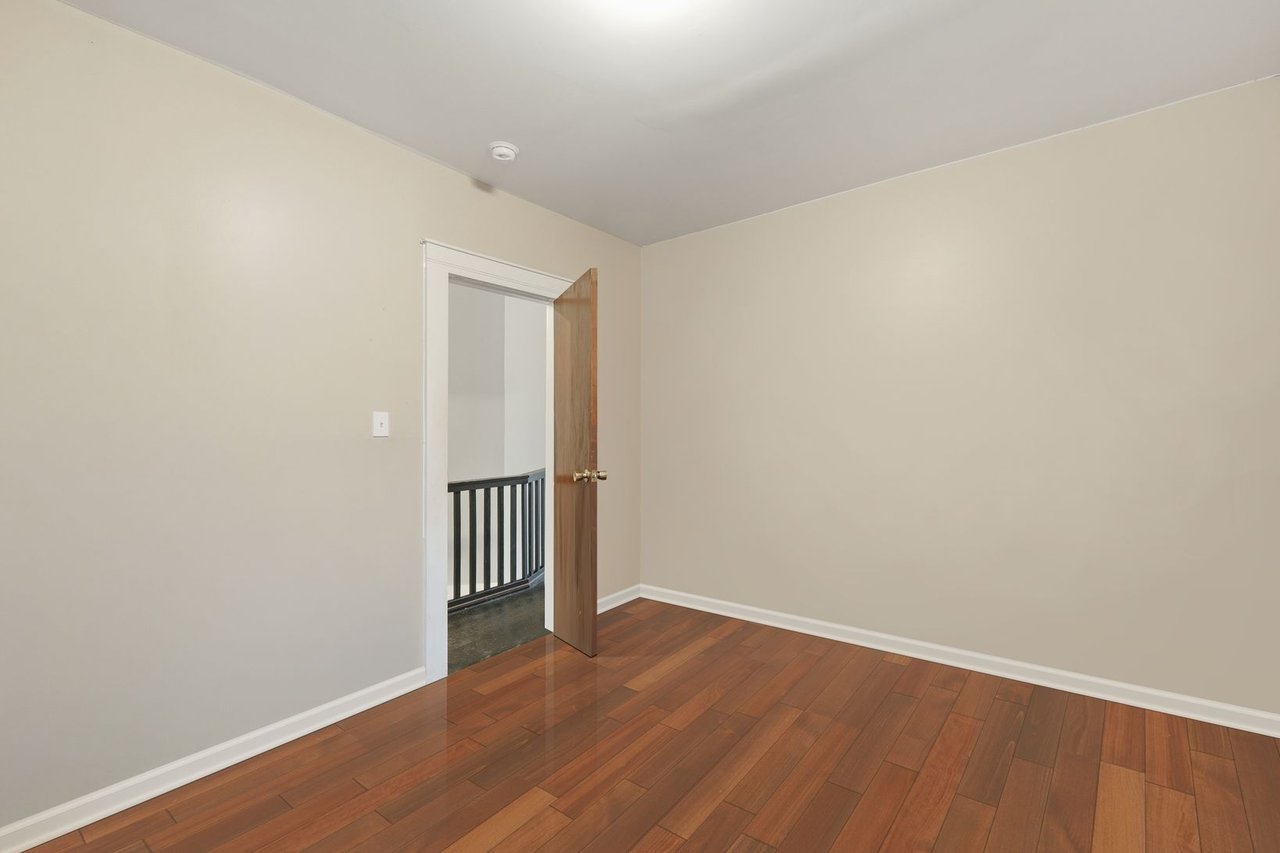 270 Snyder St, Orange, NJ 07050