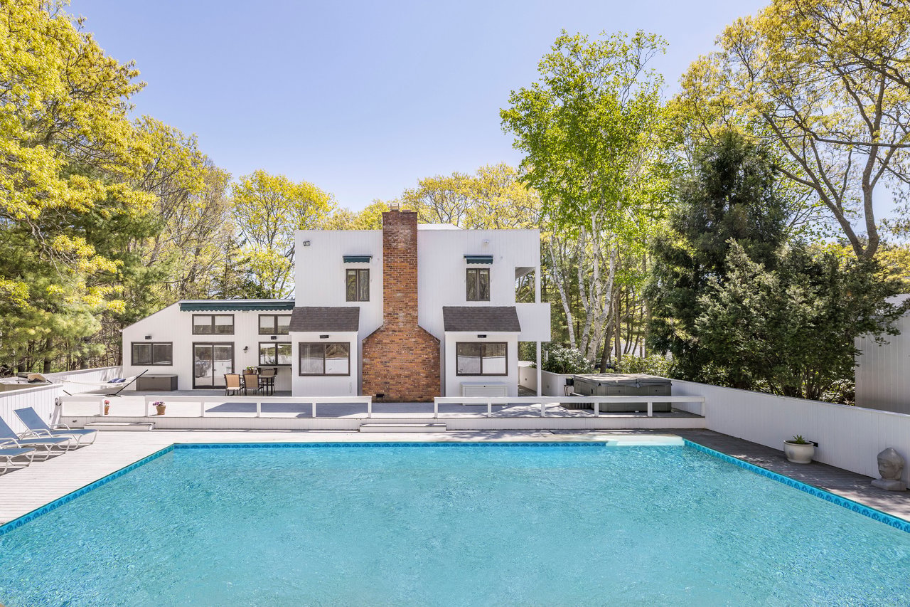 35 Rivers Road, East Hampton