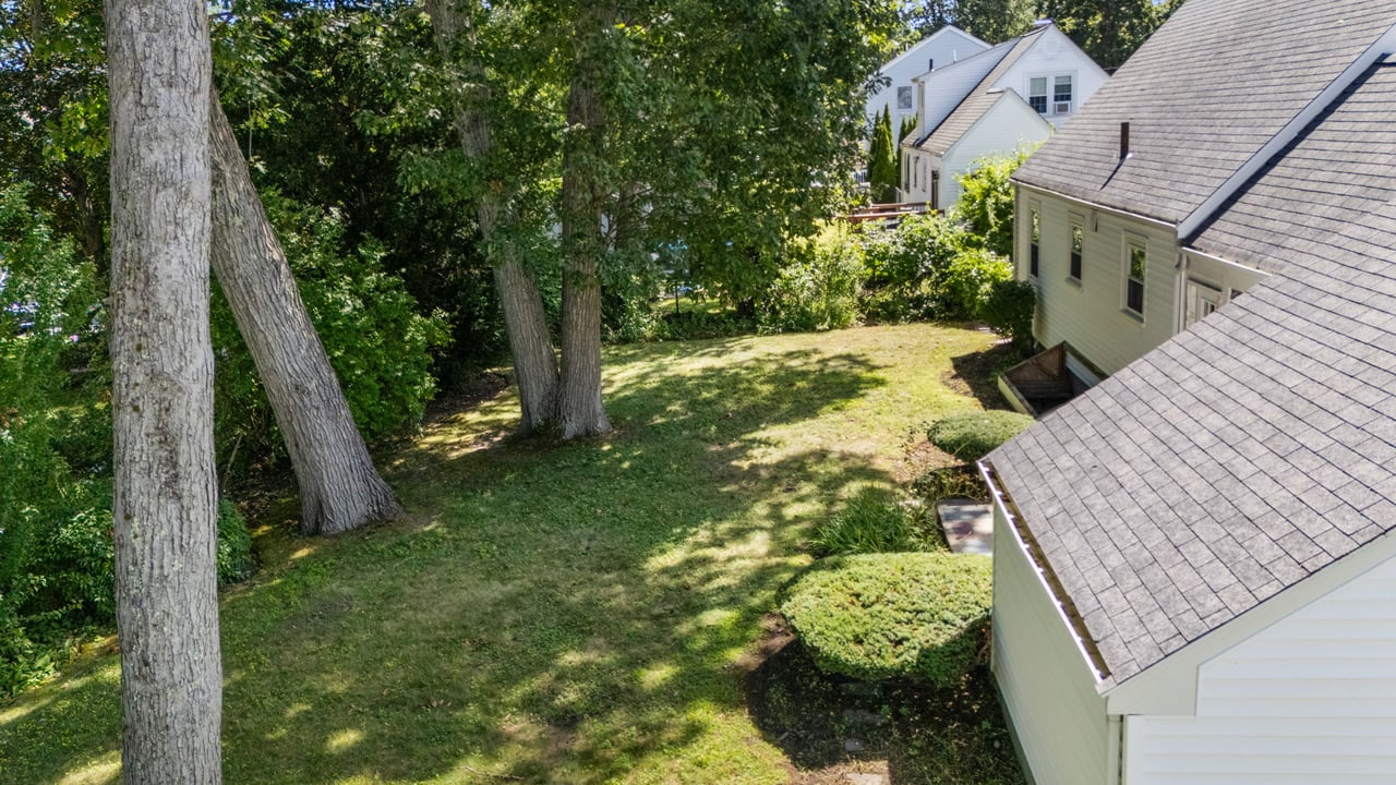 66 Plymouth Ave
