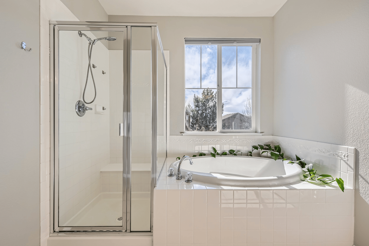 Just Listed: Discover Tranquility in this Renovated Single-Floor Townhome in Highlands Ranch!