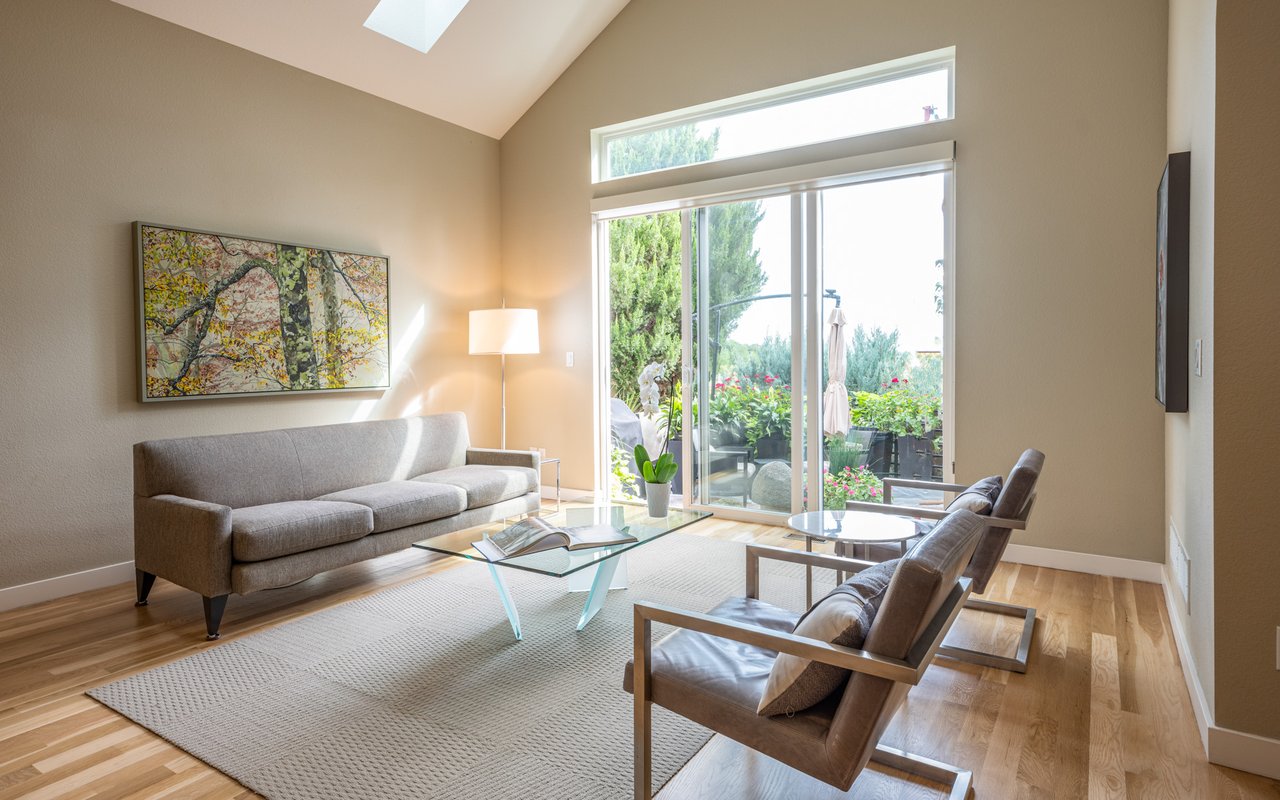 3774 Ridgeway Street