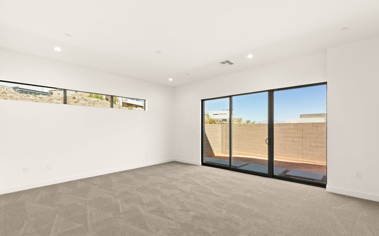 25 Canyon Bay Drive