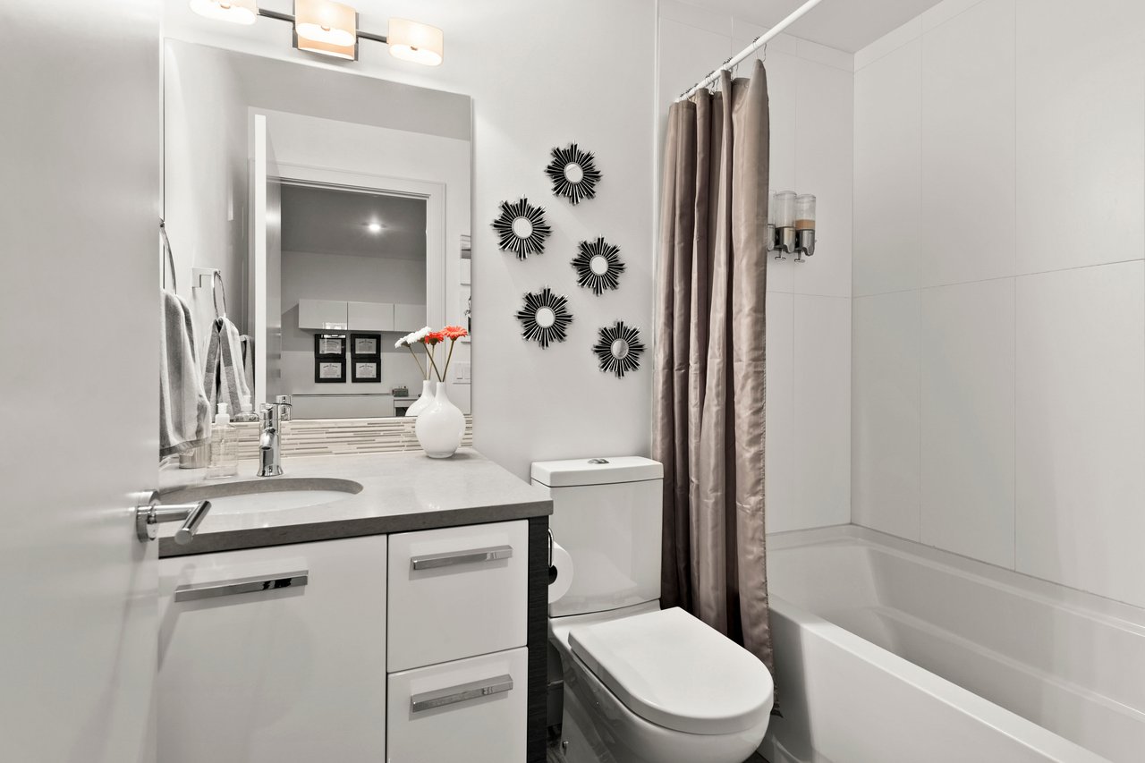 408 13 Street NW Unit: 3