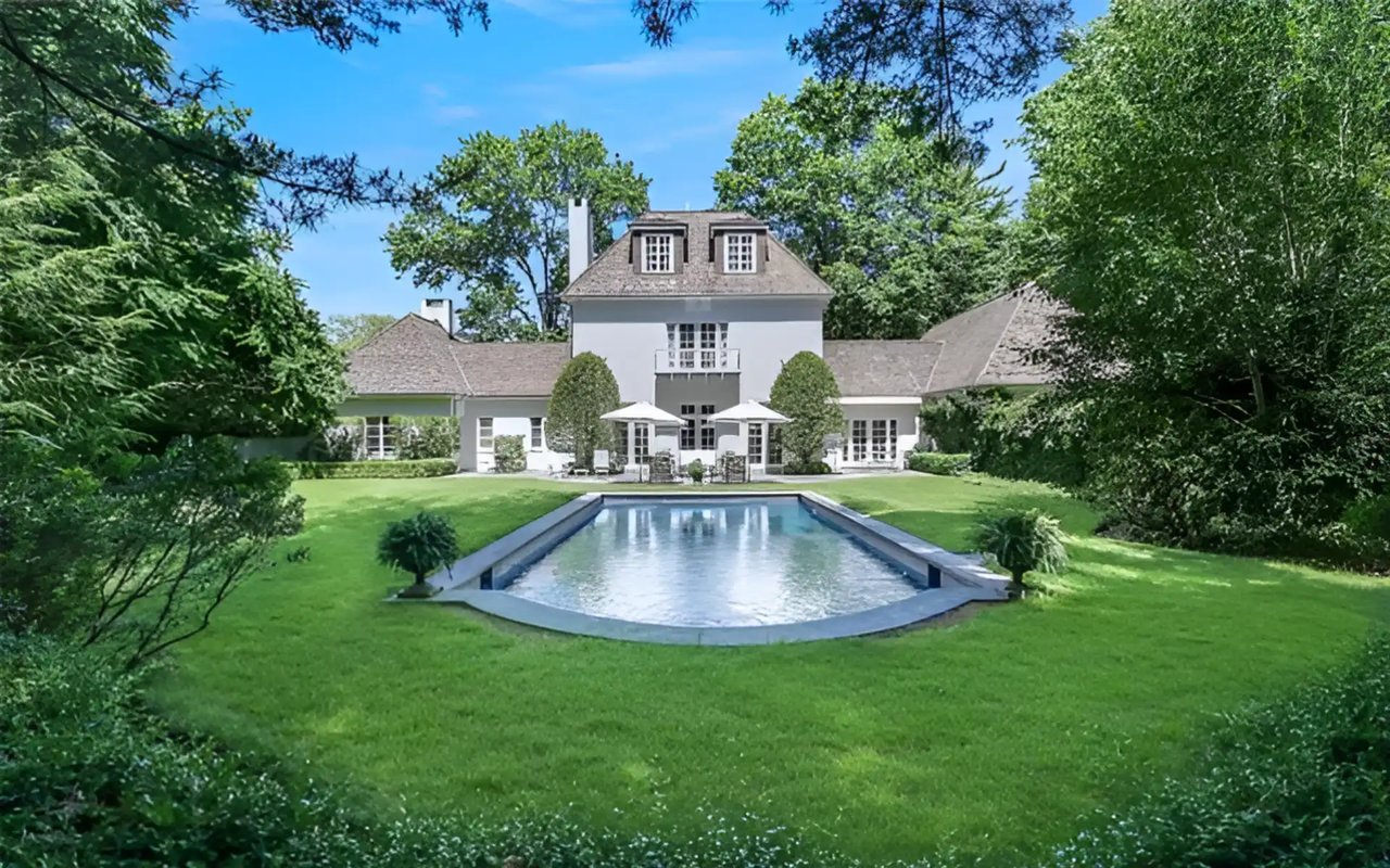 987 Pequot Avenue, Southport, CT 06890