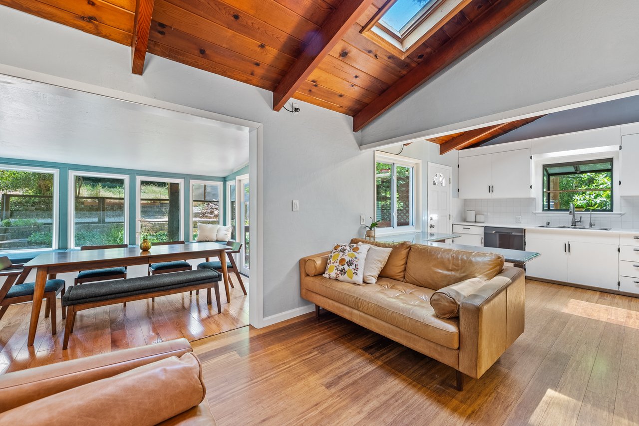 620 Knoll Way, Felton