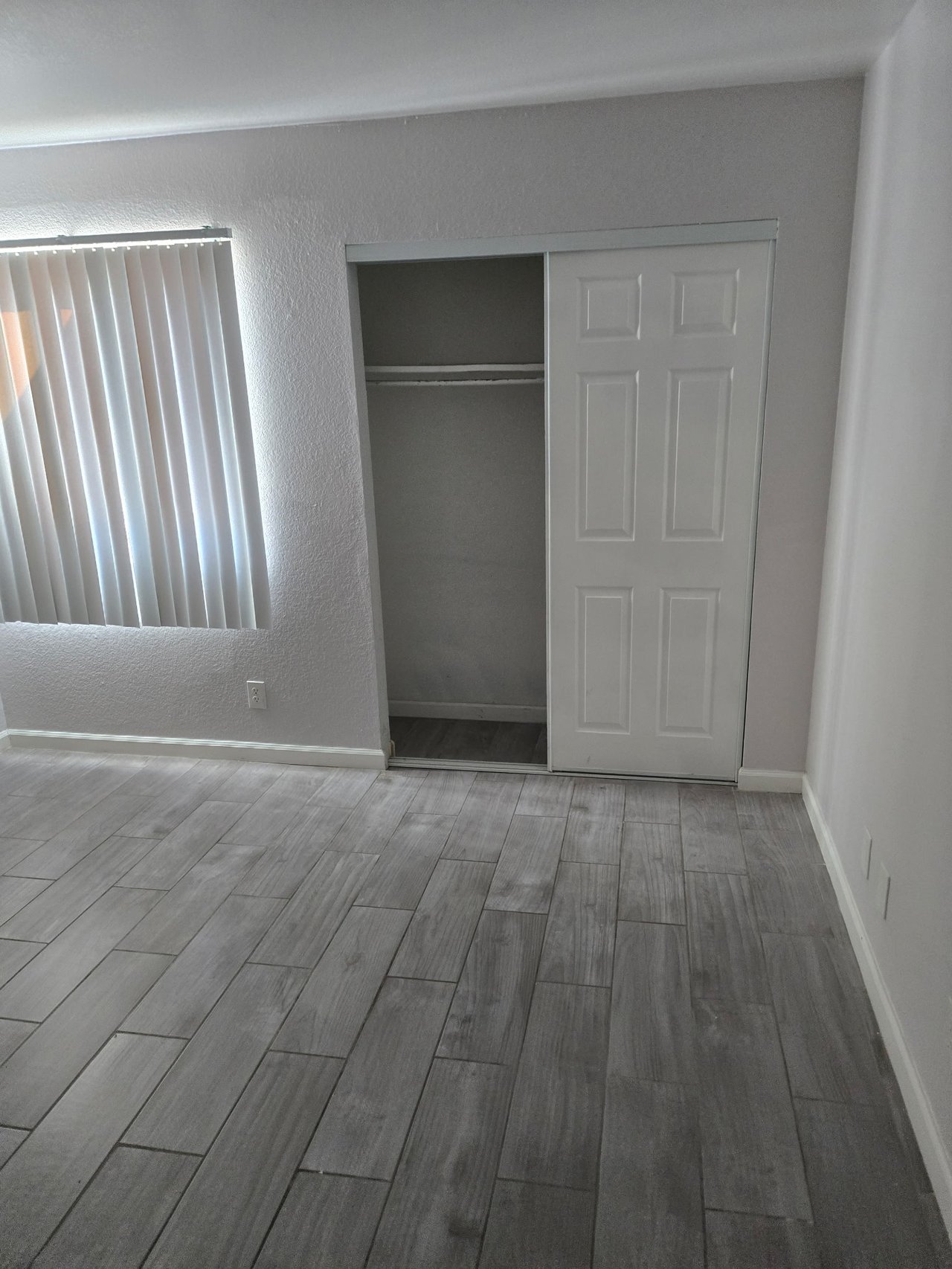 33 Gold Bar Court #B