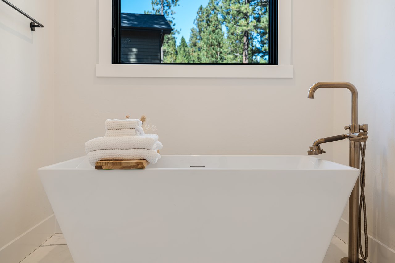 56278 Sable Rock Loop