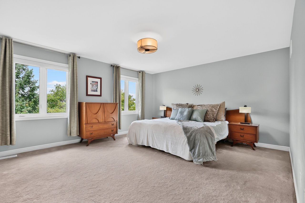 2269 Whitworth Drive, Oakville 