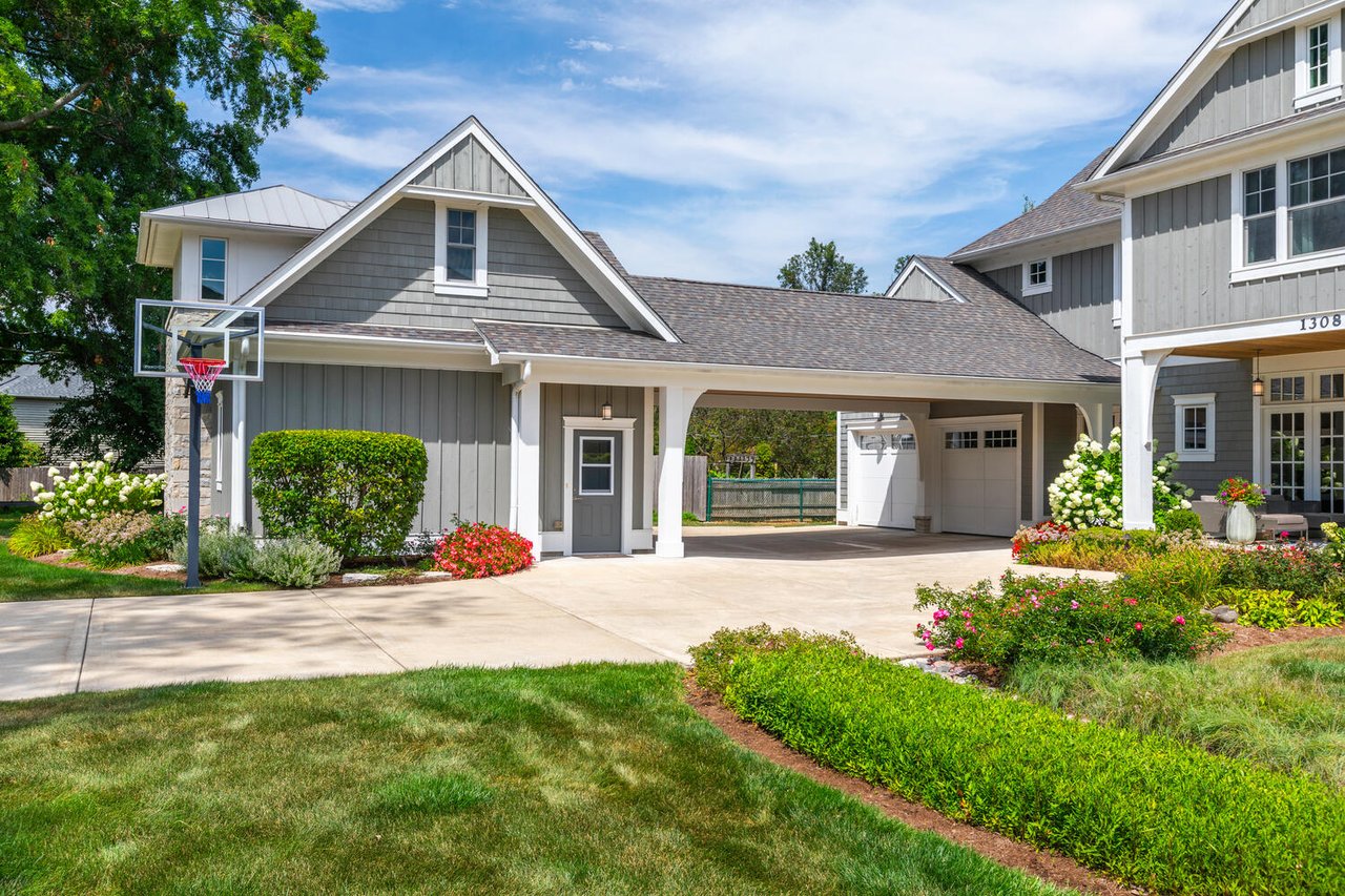 1308 N Wright Street