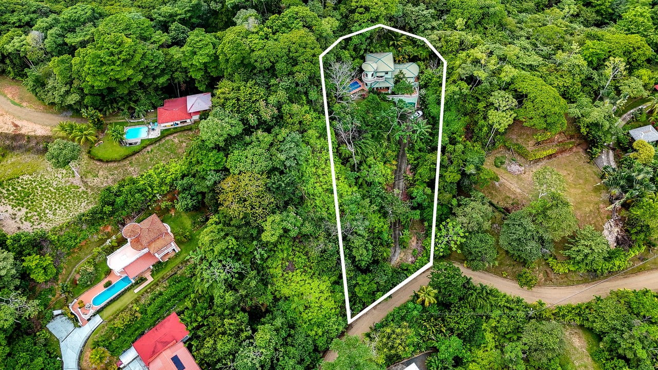 Ocean View Home for Sale in Ojochal with Pool & Jungle Views