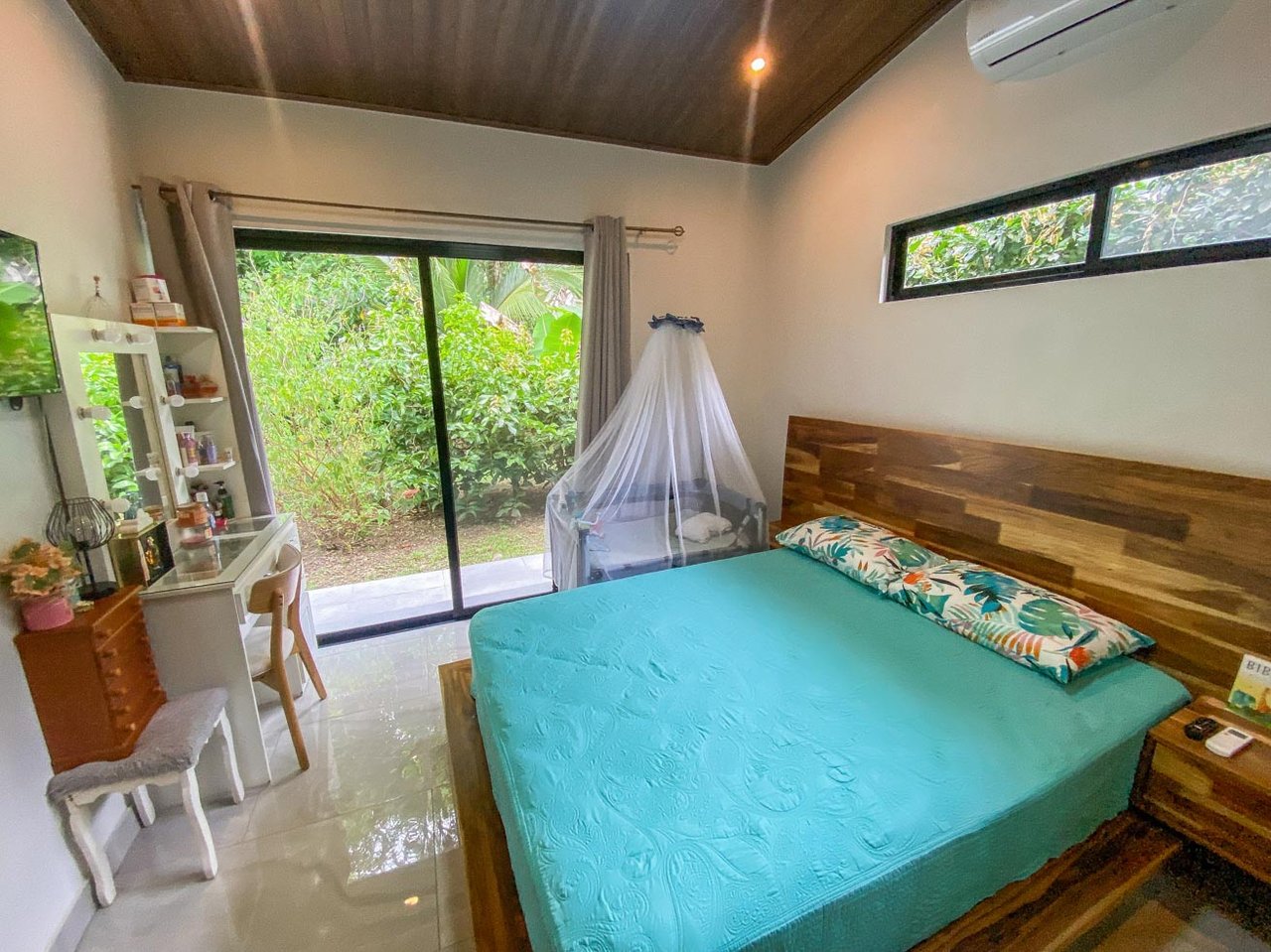 3-Bed Home on Calle Principal Ojochal with River & Jungle