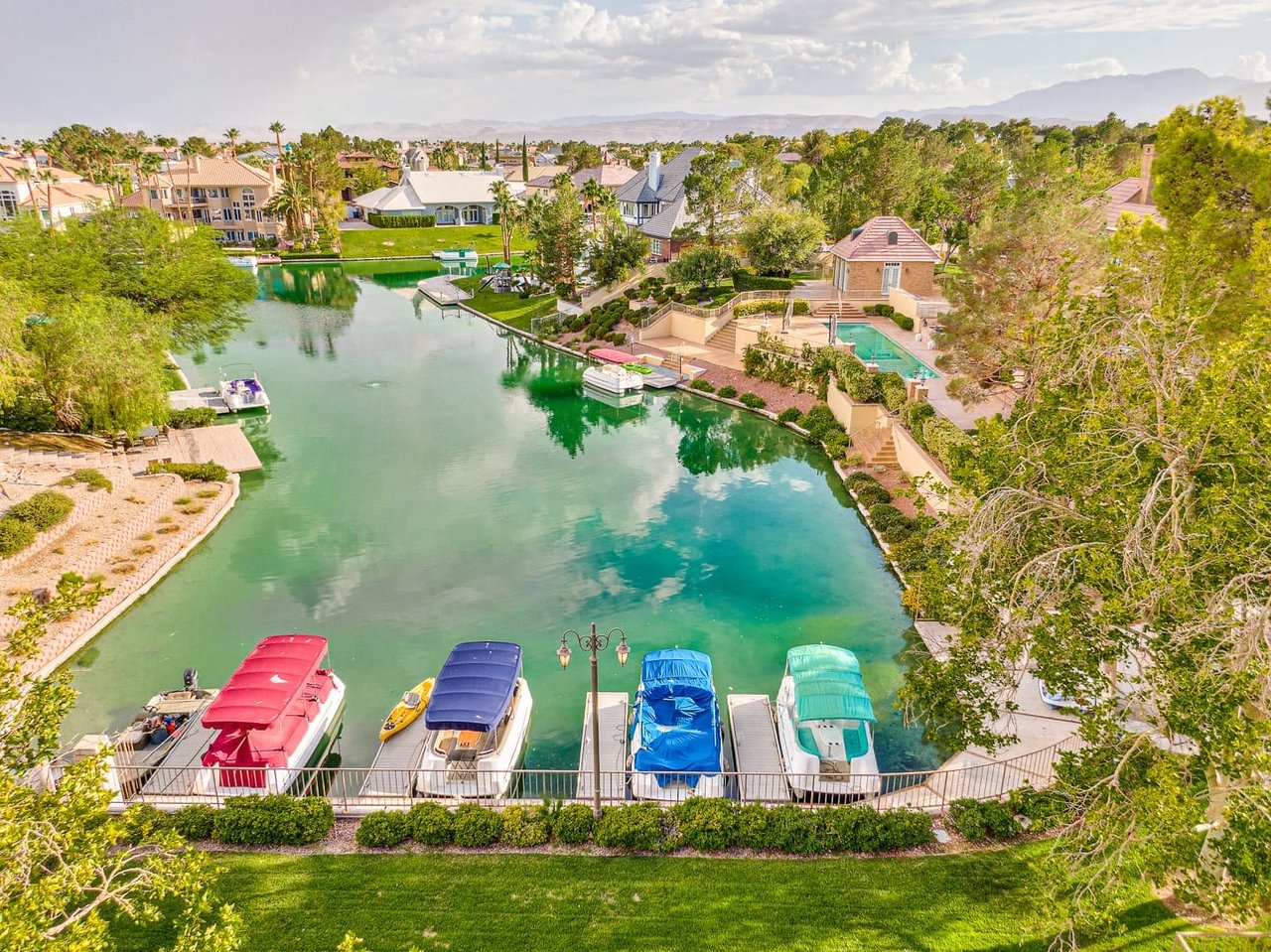 Lakes Estates