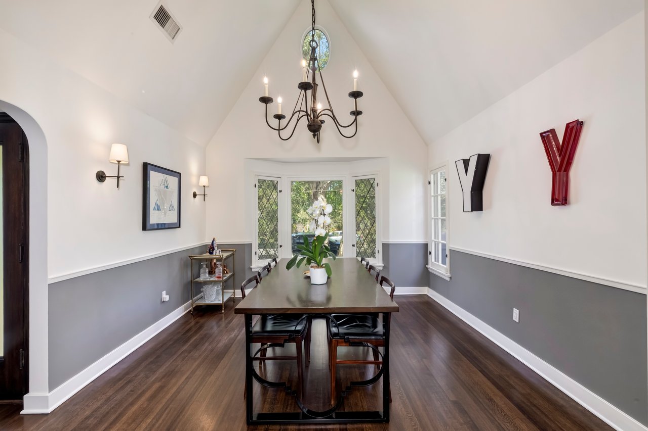 1024 Stearns Dr, Beverly Grove
