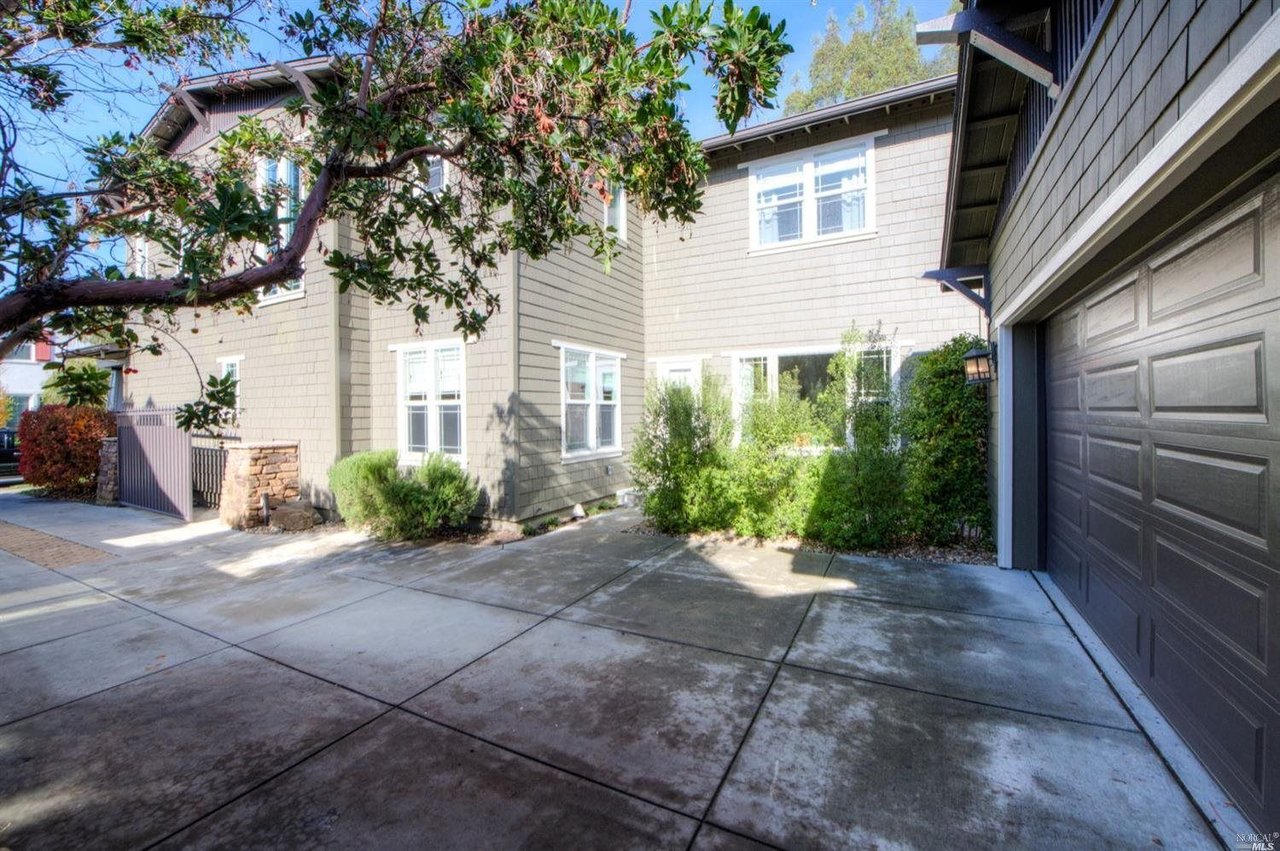 1168 Ingram Dr
