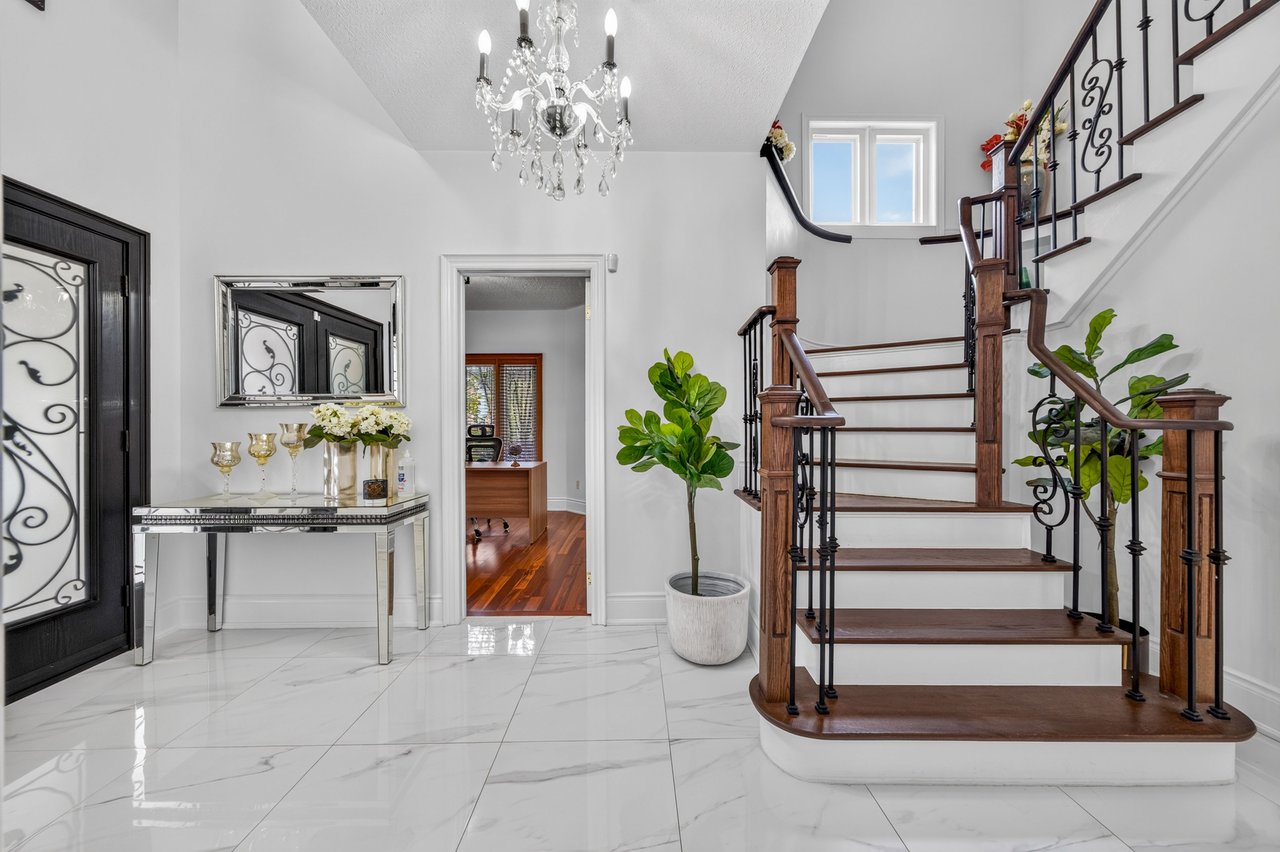 785 Quantra Crescent