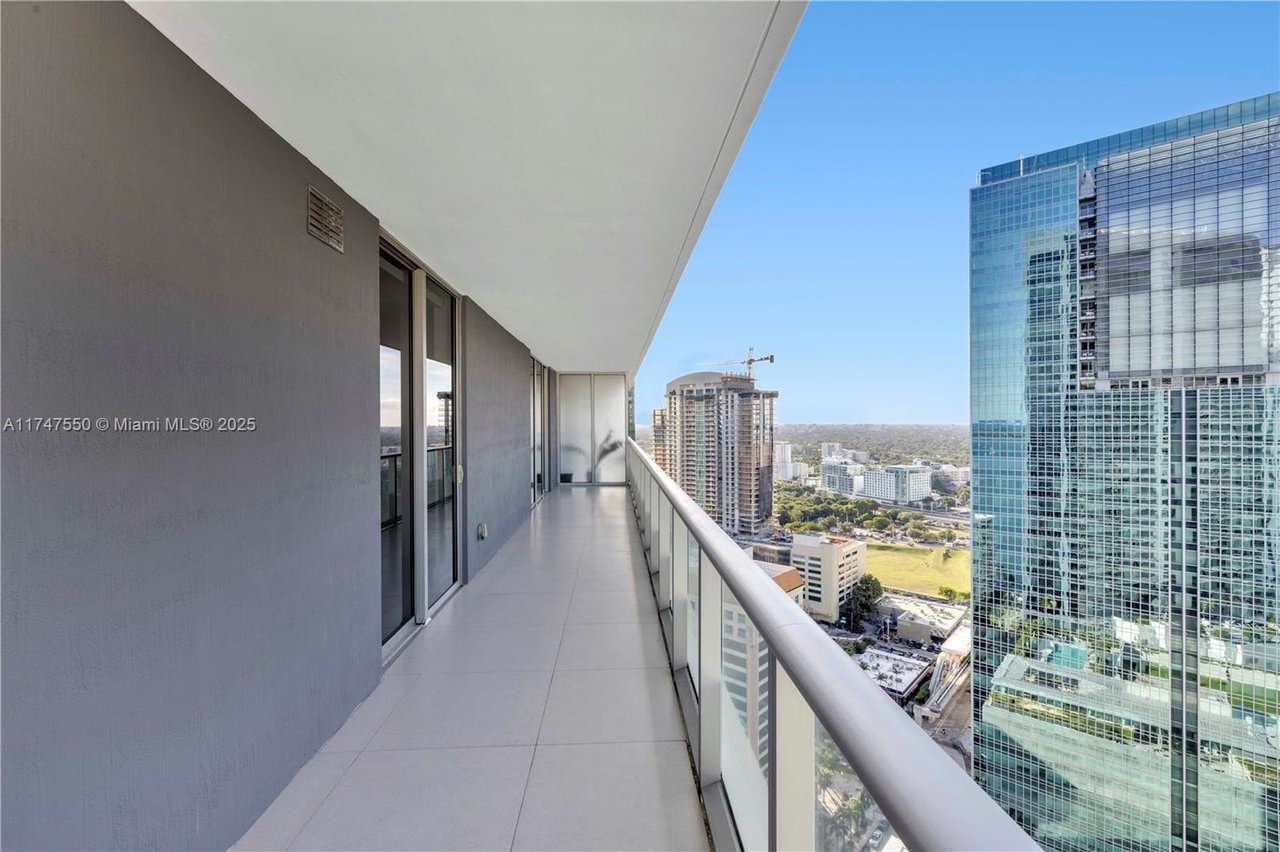Brickell House #3200