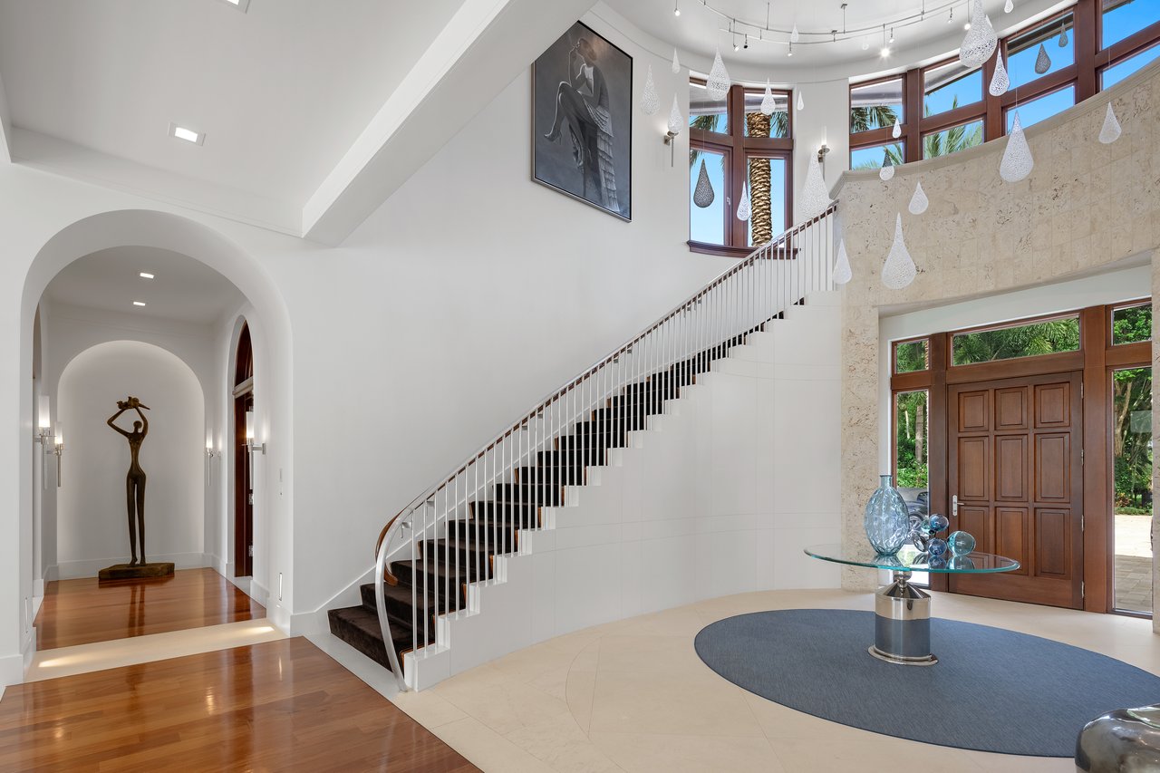 8808 Twin Lake Dr