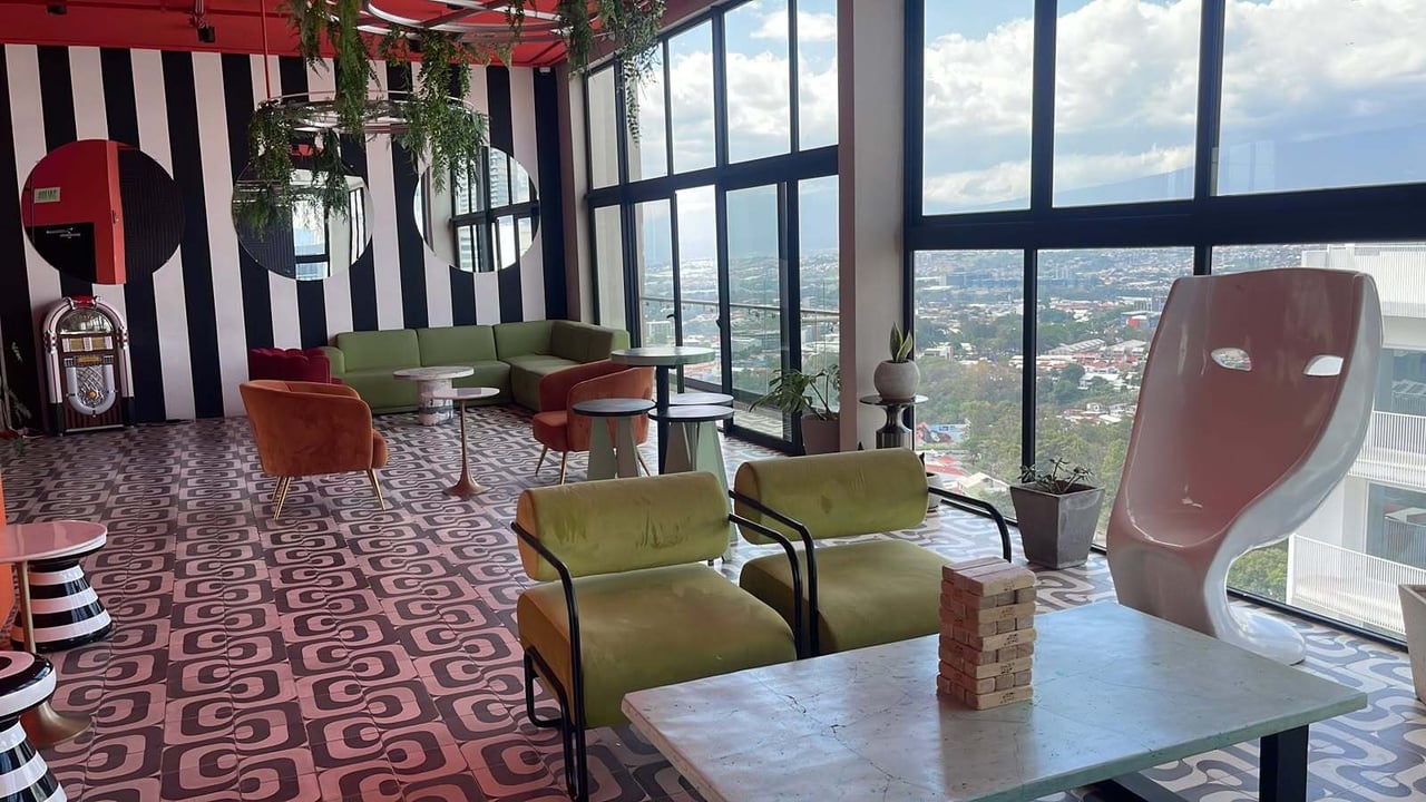 Sky View Furnished Condo, Sabana and Rohrmoser, San Jose