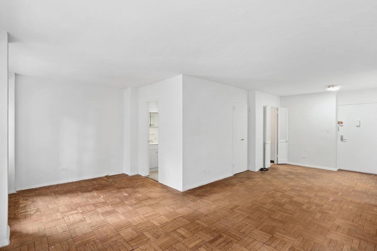 330 East 49th Street Unit 7M