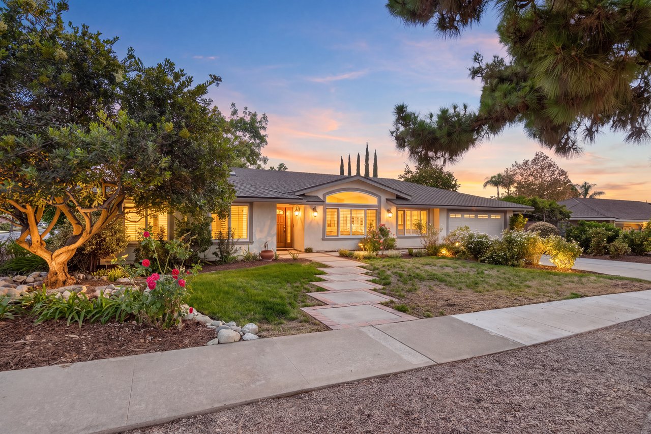 688 Charleston Drive Claremont Ca Us 91711 Cv26227053