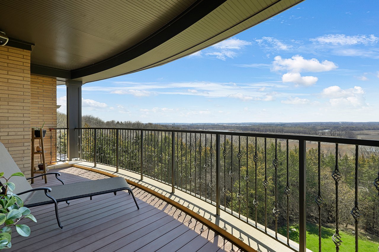 Breathtaking Views from Eden Prairie's Highest Point