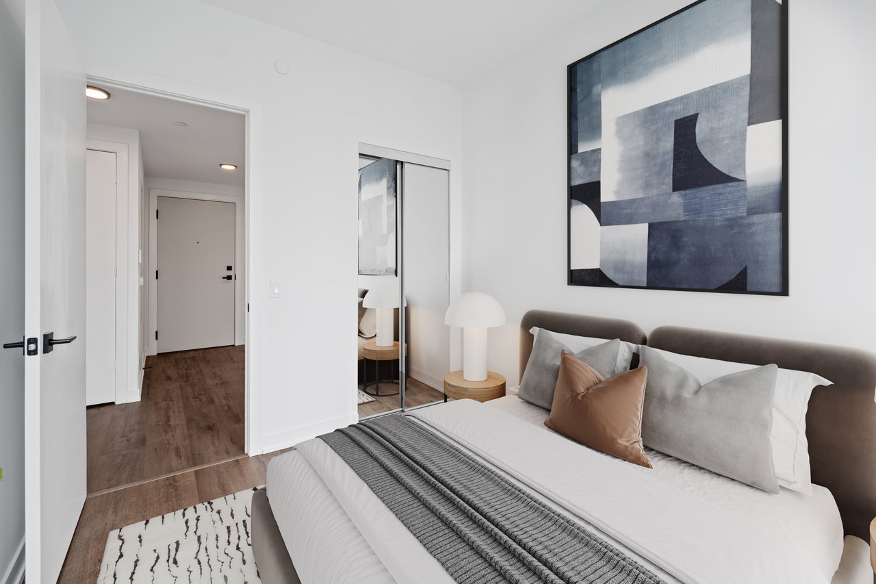 327 King Street W, Toronto C01 Unit: 3806
