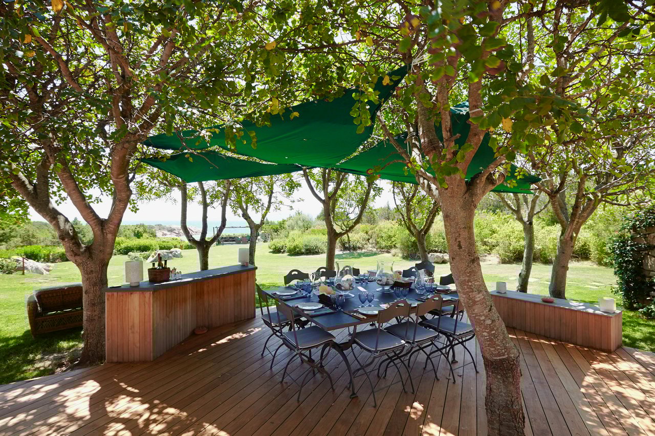 Breathtaking Beachfront Vacation Villa