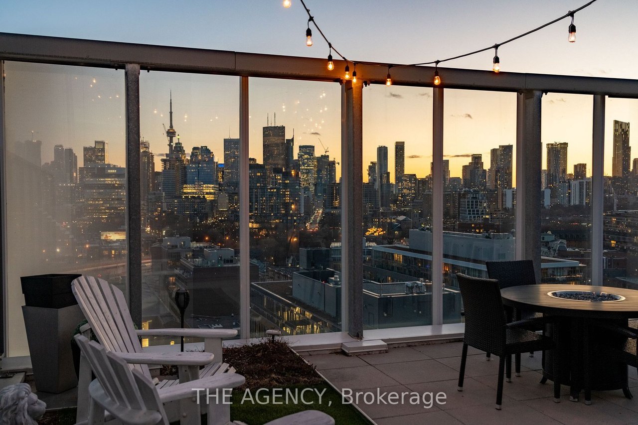 PENTHOUSE LIVING IN CORKTOWN