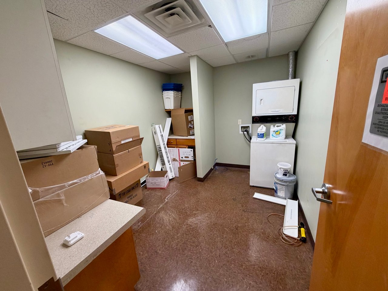 514 Mary Esther Cut Off NW