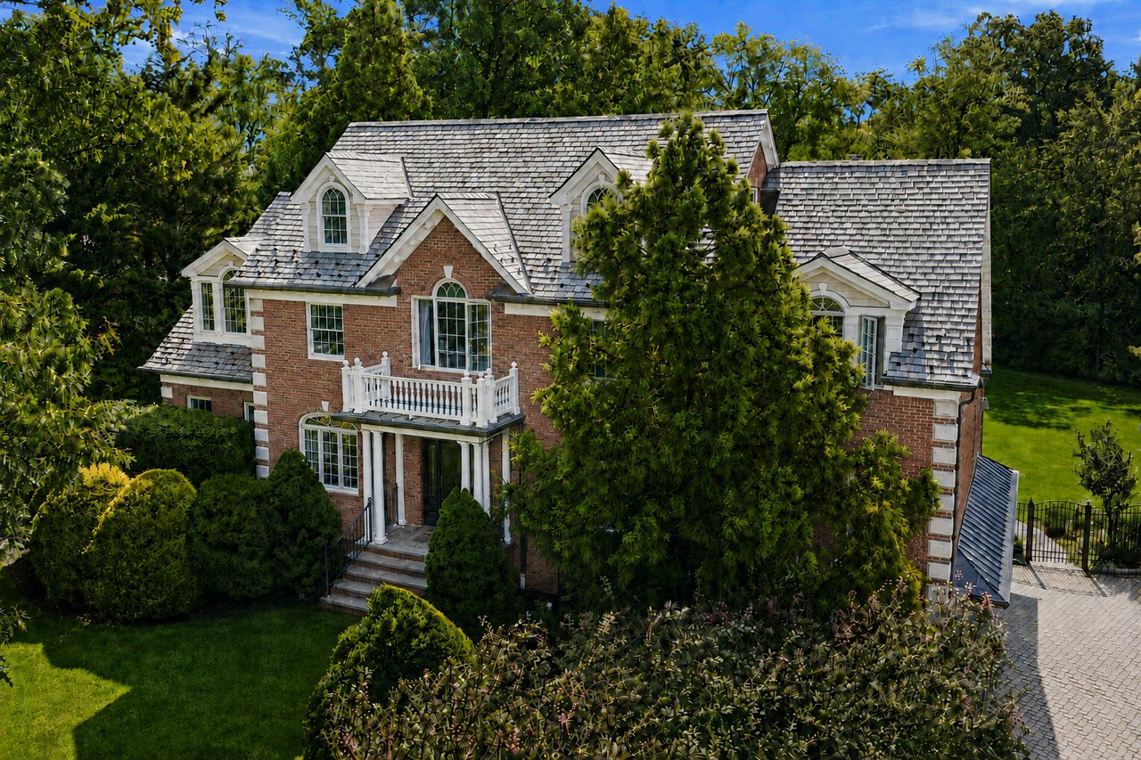 285 Hartshorn Drive, Short Hills, NJ 07078