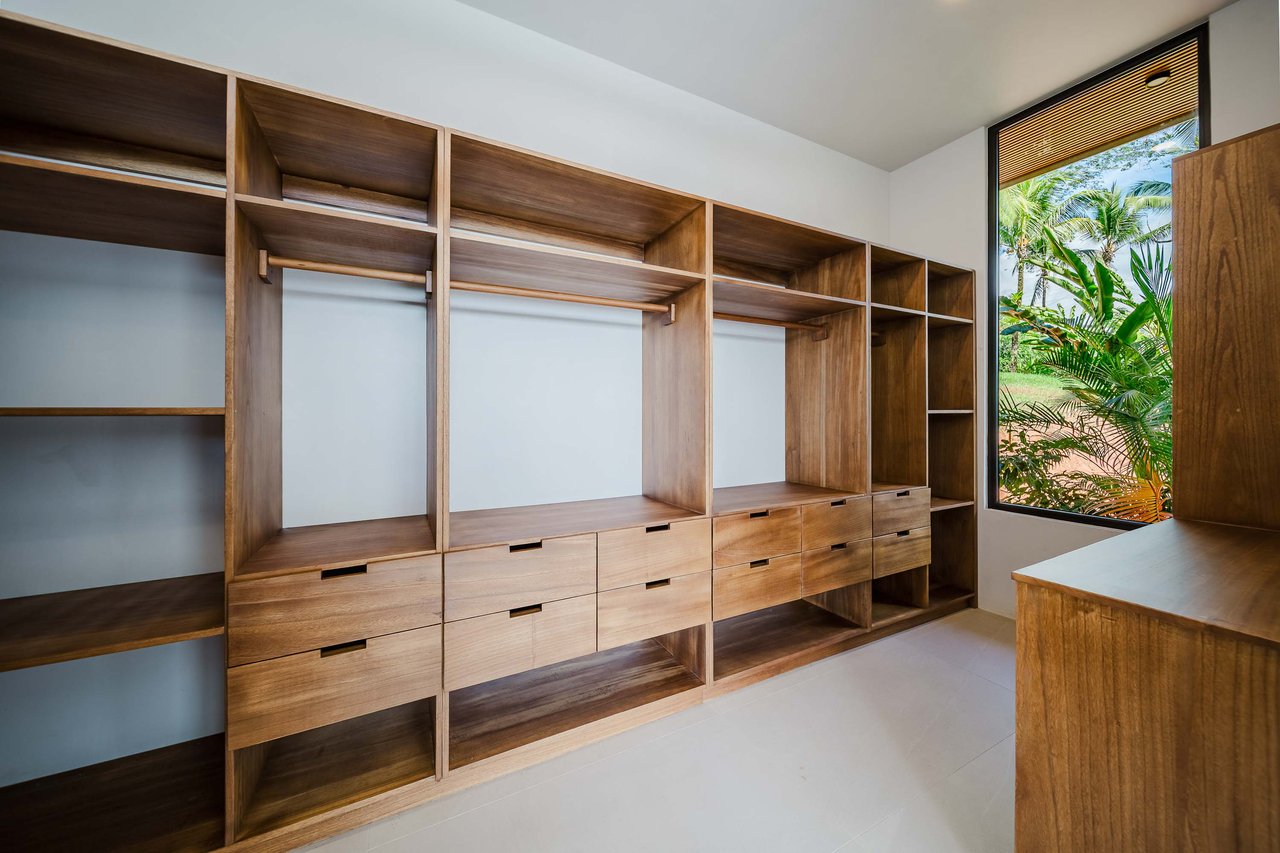 Finca Tranquila Brand New Luxury Residence