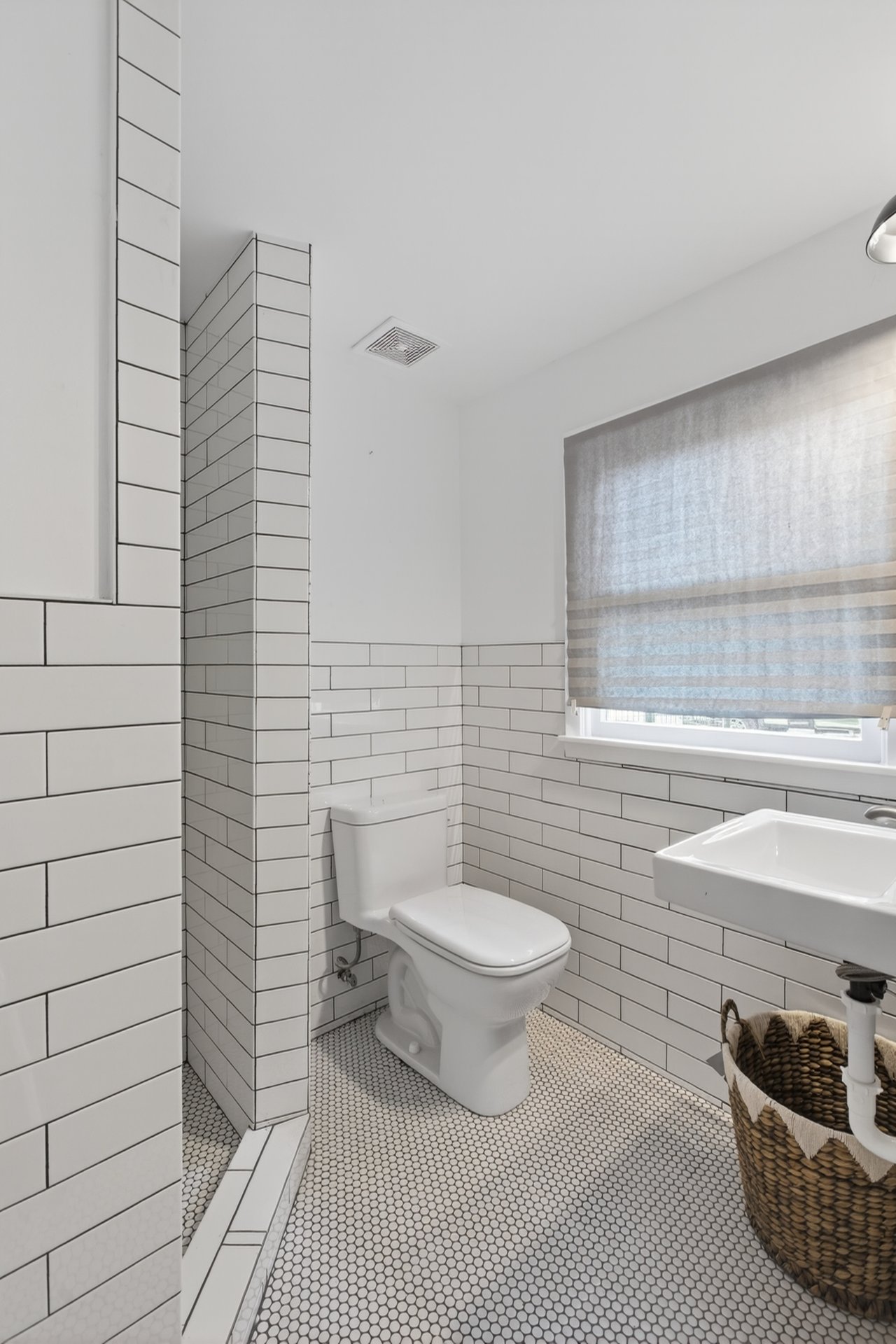 3207 Bridle Path