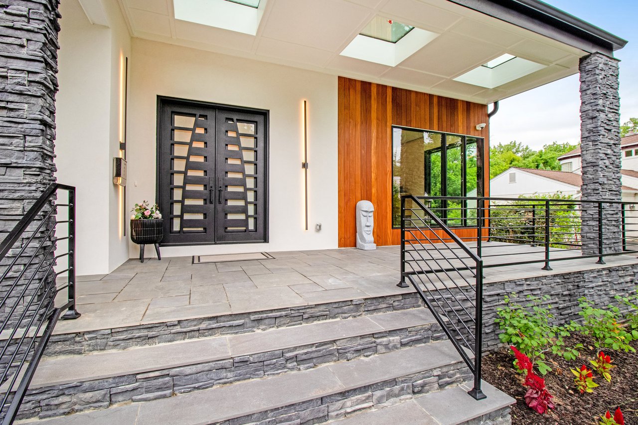 	  	1138 Basil Rd, Mclean, VA 22101