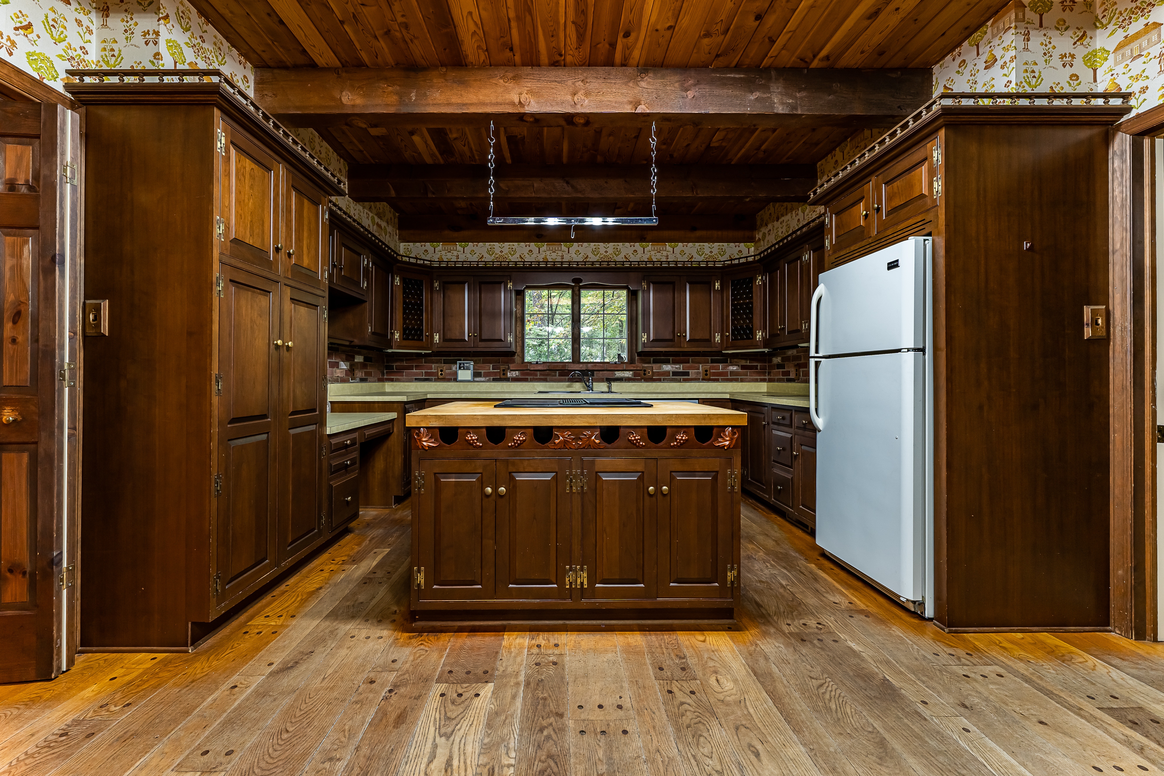 5641 Applebutter Hill Road