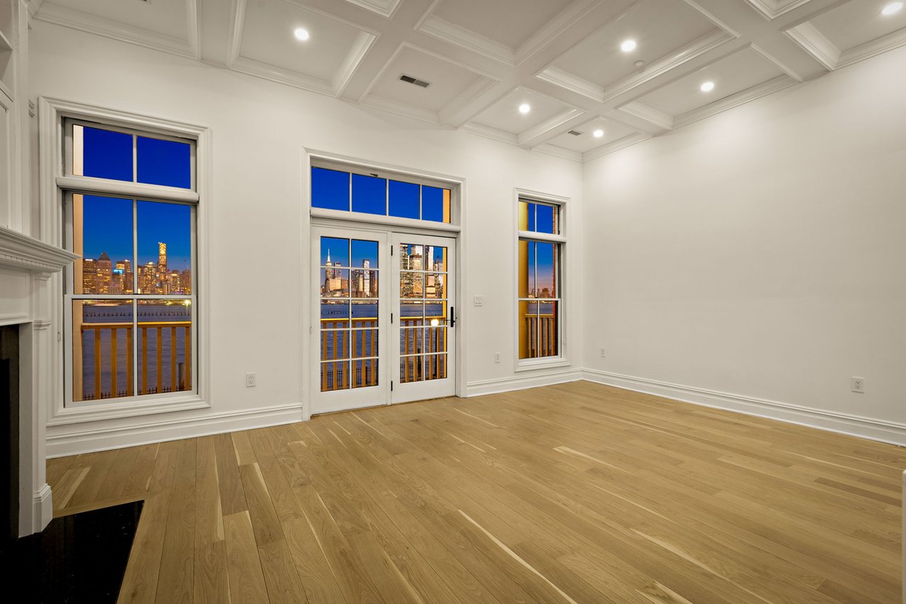 16 Regency Place | Townhouse in The Brownstones at Port Imperial