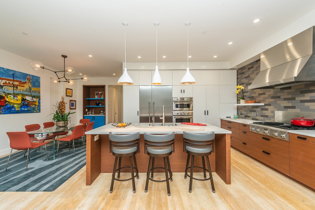 858 Ashbury