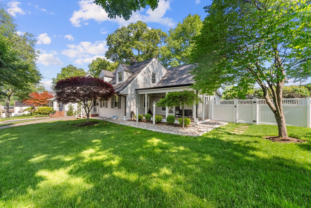 200 Hillside Ave, River Edge, NJ 07661