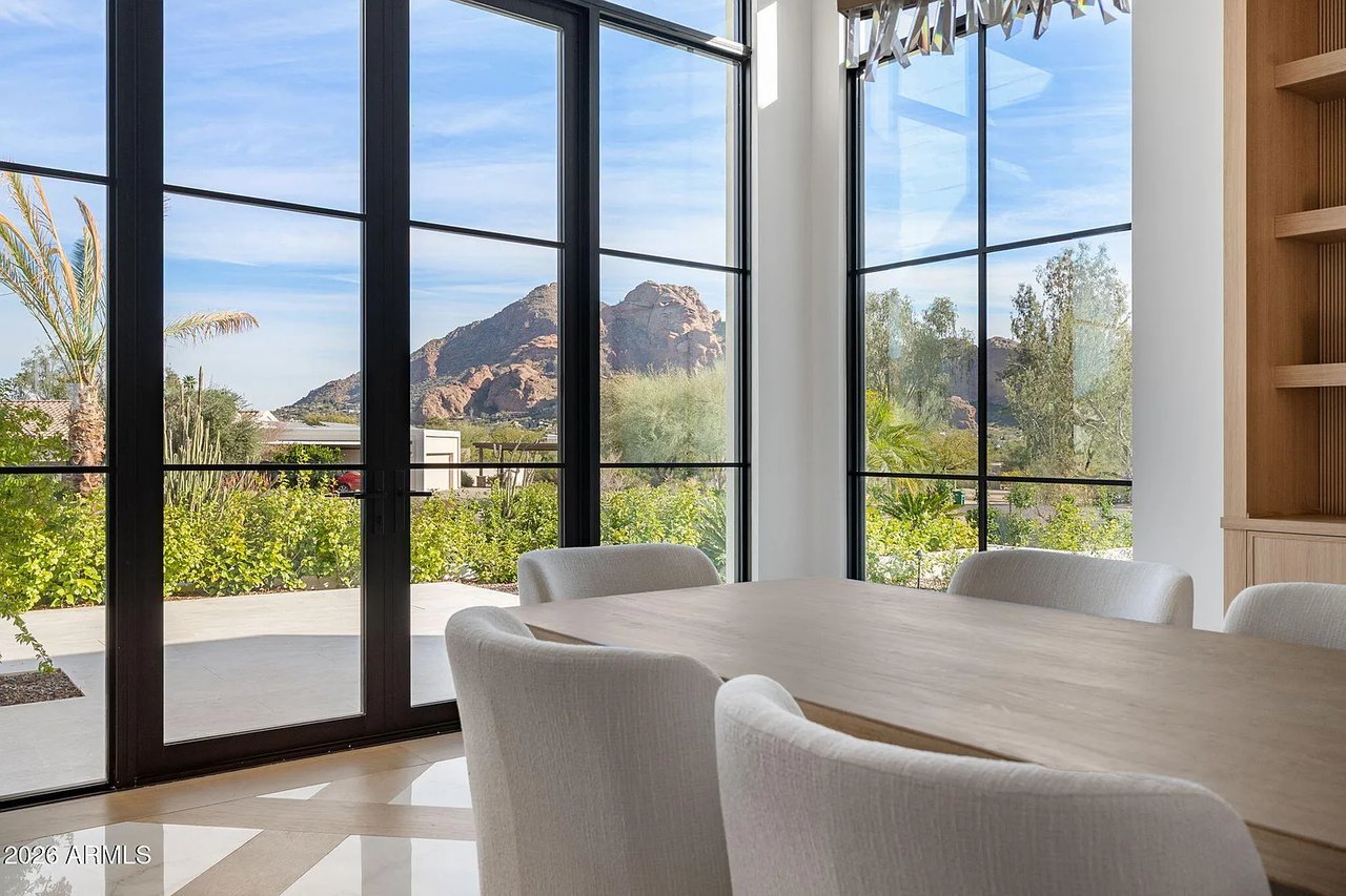 4534 E PEBBLE RIDGE Road