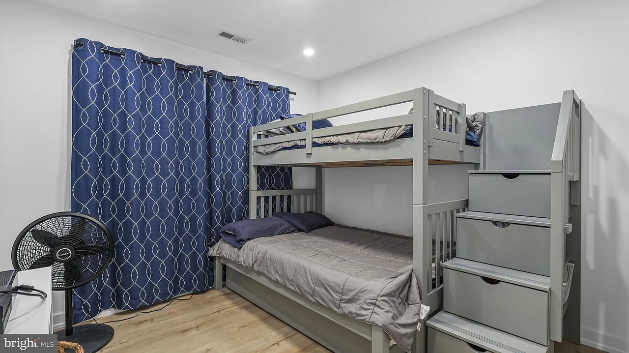 310 W Ave UNIT C-1