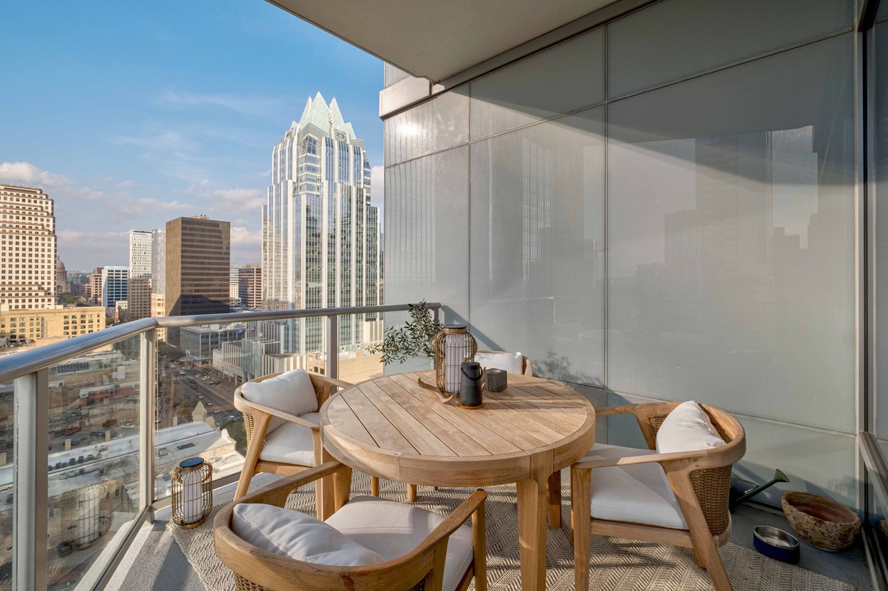 200 Congress Ave #18AE