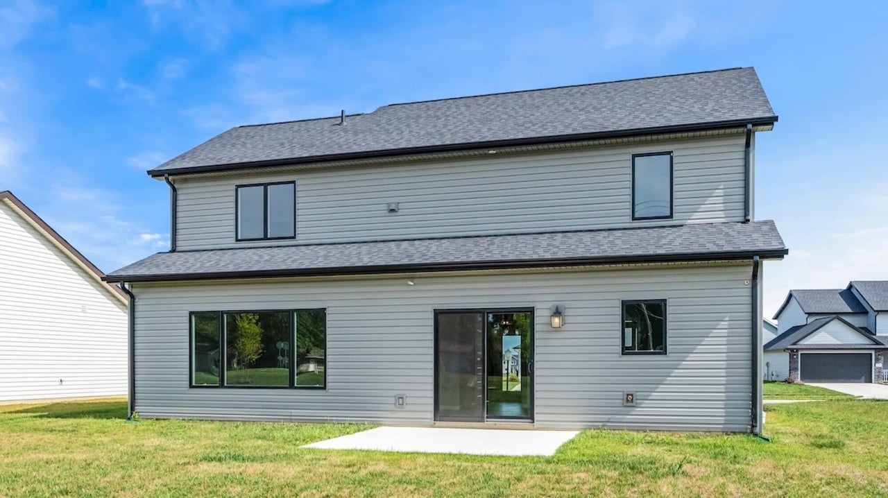 1423 Herdsman Blvd