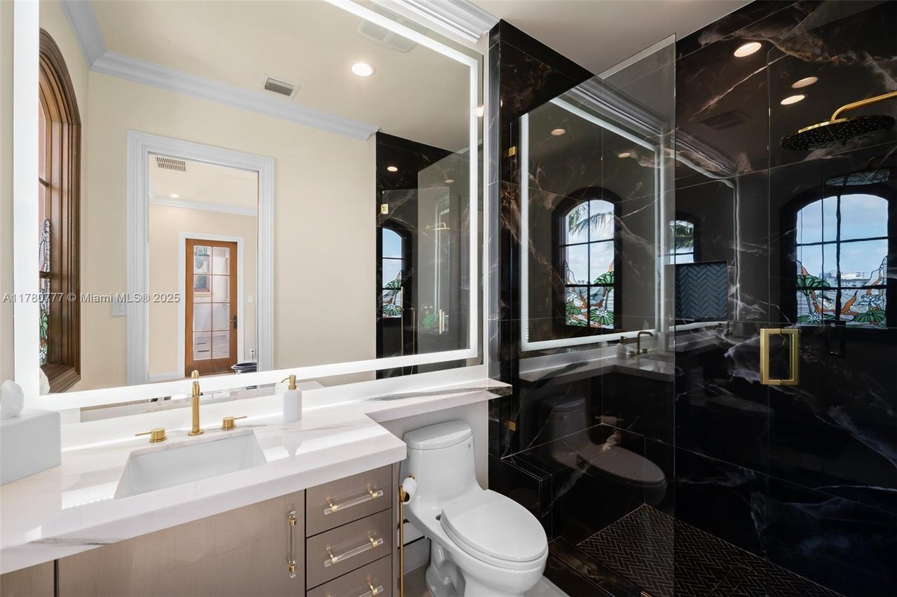 2509 Aqua Vista Blvd