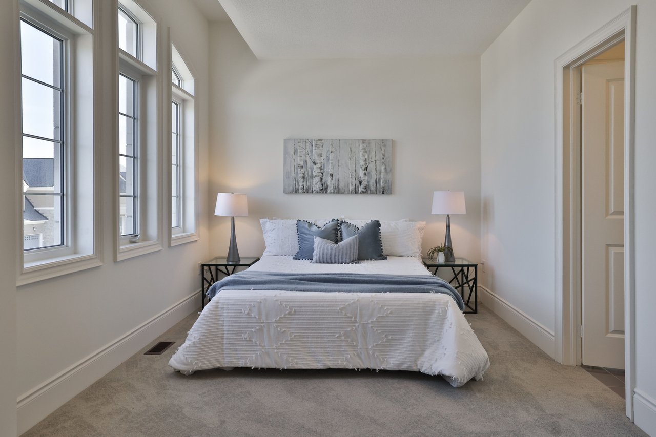 37 North Park Boulevard, Oakville