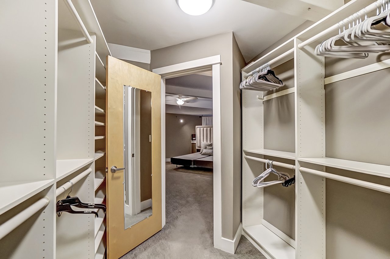 26 E 6th St. (3 units available.) #702, #802 #803